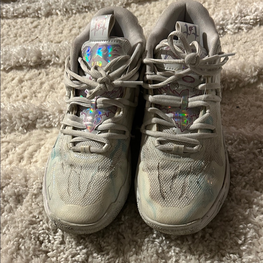 White Athletic Sneakers with Holographic Details - Melo 1:1:1